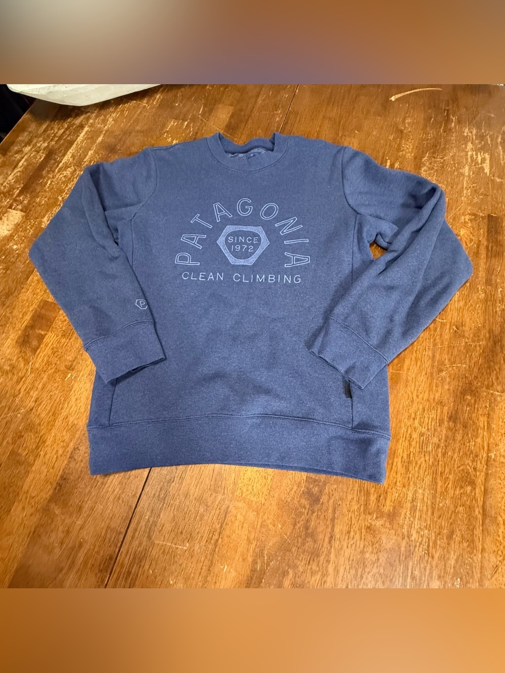 Patagonia Clean Climbing Since 1972 Crewneck Sweatshirt Blue Men’s Size Small